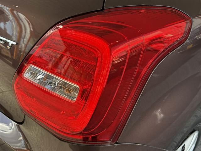 スイフト XGリミテッド 禁煙 セーフティパッケージ LEDヘッド プッシュスタート オートライト スマートキー デュアルセンサーブレーキサポート ステリモ チルトステアリング シートリフター シートヒーター SRSエアバッグ(40枚目)