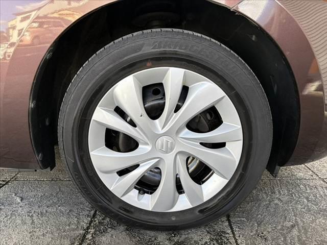 スイフト XGリミテッド 禁煙 セーフティパッケージ LEDヘッド プッシュスタート オートライト スマートキー デュアルセンサーブレーキサポート ステリモ チルトステアリング シートリフター シートヒーター SRSエアバッグ(42枚目)