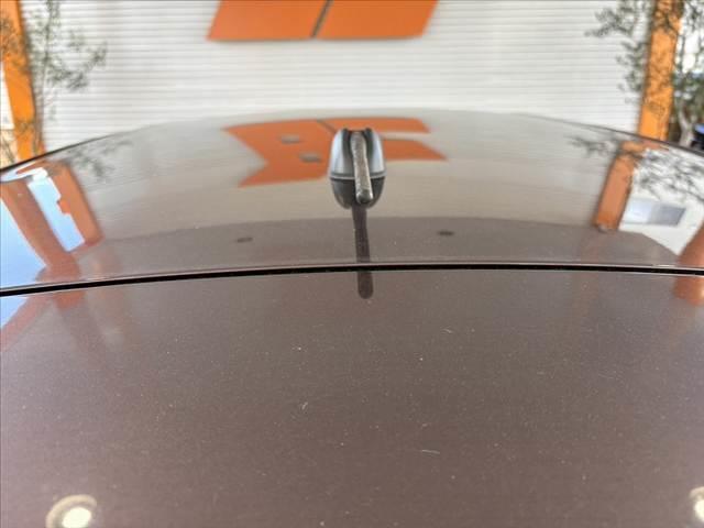 スイフト XGリミテッド 禁煙 セーフティパッケージ LEDヘッド プッシュスタート オートライト スマートキー デュアルセンサーブレーキサポート ステリモ チルトステアリング シートリフター シートヒーター SRSエアバッグ(45枚目)