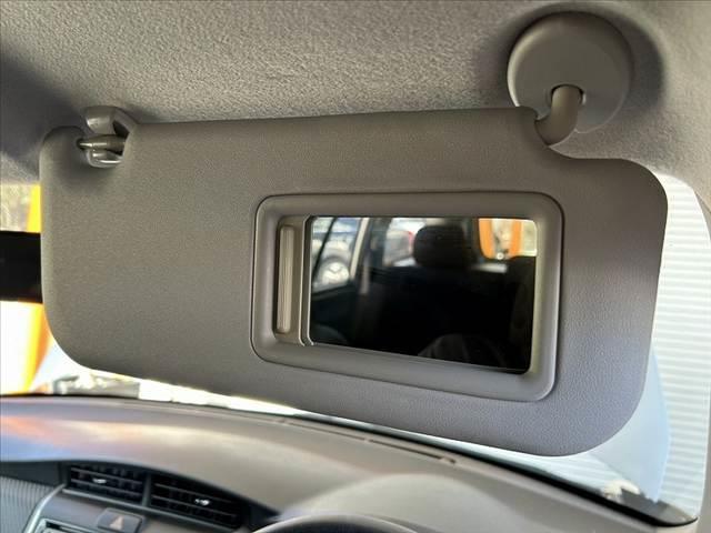 カローラフィールダー １．５Ｇ　車検整備付　禁煙　純正ナビ　地デジ　ＢＴ　Ｂカメラ　ステリモ　キーレス　レベライザー　電格ミラー　チルトステア　シートリフター　Ｐガラス　横滑り防止　マットバイザー　Ｐガラス　ＳＲＳ　Ａエアコン（33枚目）