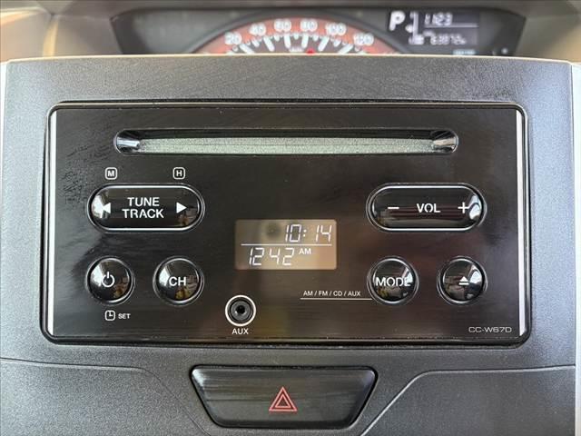 タント Ｌ　後期　４ＷＤ　両側スライド　シートヒーター　キーレス　アイドリングストップ　ＣＤオーディオ　横滑り防止　ヘッドライトレベライザー　スペアキー　ＡＣソケット　リアＲサンシェード　電格ミラー（3枚目）