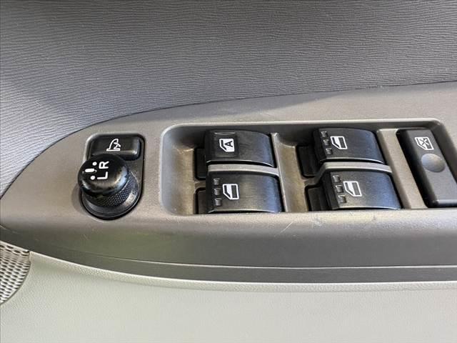 タント Ｌ　後期　４ＷＤ　両側スライド　シートヒーター　キーレス　アイドリングストップ　ＣＤオーディオ　横滑り防止　ヘッドライトレベライザー　スペアキー　ＡＣソケット　リアＲサンシェード　電格ミラー（23枚目）