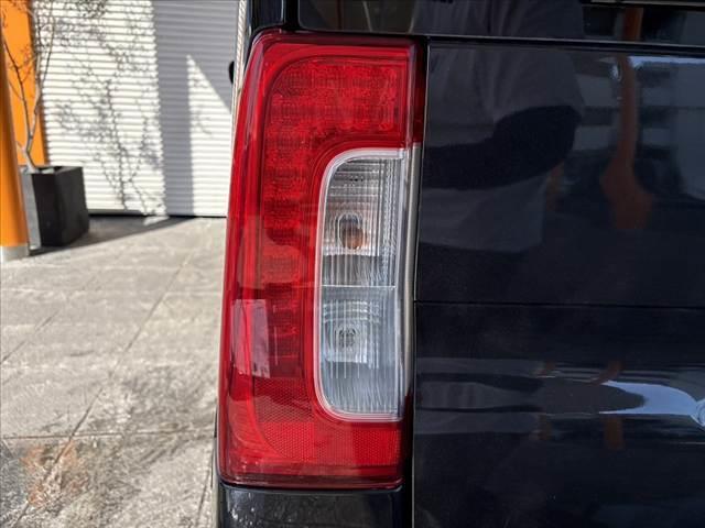 タント Ｌ　後期　４ＷＤ　両側スライド　シートヒーター　キーレス　アイドリングストップ　ＣＤオーディオ　横滑り防止　ヘッドライトレベライザー　スペアキー　ＡＣソケット　リアＲサンシェード　電格ミラー（39枚目）