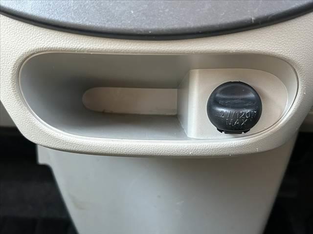 タント Ｘ　スマートセレクションＳＡ　両側電動スライドドア　エコアイドル　ＣＤオーディオ　オートライト　ヘッドライトレベライザー　Ｐスタート　スマートキー×２　横滑り防止　衝突防止　ＳＲＳエアバッグ　ＡＢＳ　マットバイザー（26枚目）