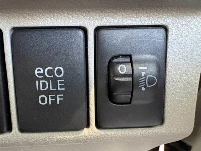 ムーヴ Xターボ SAII 車検整備付 禁煙 CDオーディオ スマートキー Aストップ ETC Pスタート Aエアコン 横滑防止 リフター アームレスト Aライト マットバイザー 集中ドアロック セキュリティ 純正14インチAW(4枚目)