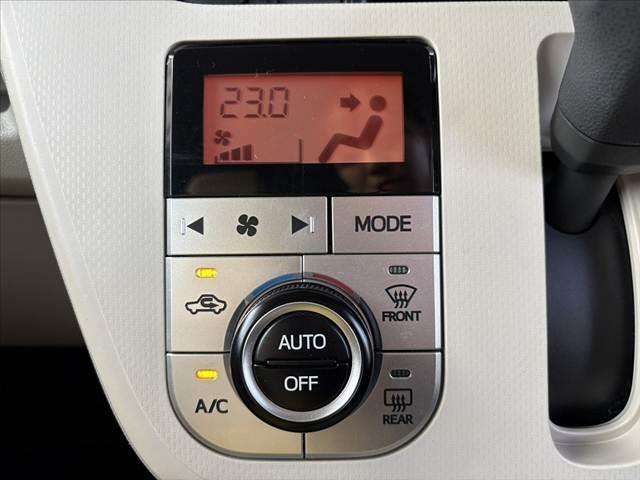 ムーヴ Xターボ SAII 車検整備付 禁煙 CDオーディオ スマートキー Aストップ ETC Pスタート Aエアコン 横滑防止 リフター アームレスト Aライト マットバイザー 集中ドアロック セキュリティ 純正14インチAW(23枚目)