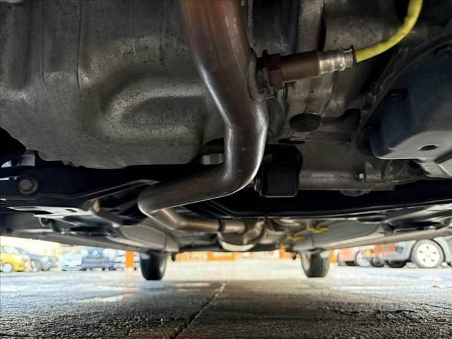 ムーヴ Xターボ SAII 車検整備付 禁煙 CDオーディオ スマートキー Aストップ ETC Pスタート Aエアコン 横滑防止 リフター アームレスト Aライト マットバイザー 集中ドアロック セキュリティ 純正14インチAW(47枚目)