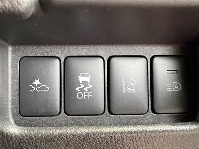 デイズルークス ハイウェイスター Gターボ 車検整備付 禁煙 後期 ツートン フルセグナビ アラビュー エマブレ 両電スラ ETC BT DVD クルコン LED フォグ Aライト Aハイビーム インテリキー Pスタ 革調シートカバー リフター(4枚目)