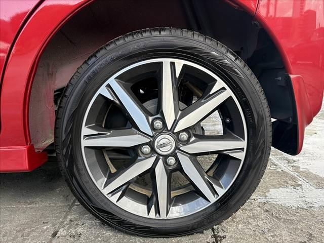 デイズルークス ハイウェイスター Gターボ 車検整備付 禁煙 後期 ツートン フルセグナビ アラビュー エマブレ 両電スラ ETC BT DVD クルコン LED フォグ Aライト Aハイビーム インテリキー Pスタ 革調シートカバー リフター(52枚目)