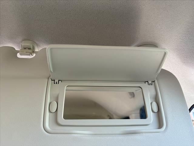 N-BOX G・EXホンダセンシング 禁煙 両側電動スライドドア クルコン LEDヘッドライト オートライト Bカメラ ステリモ ディスプレイオーディオ Pスタート スマートキー DVD ETC SRSエアバッグ アクセサリーソケット(31枚目)