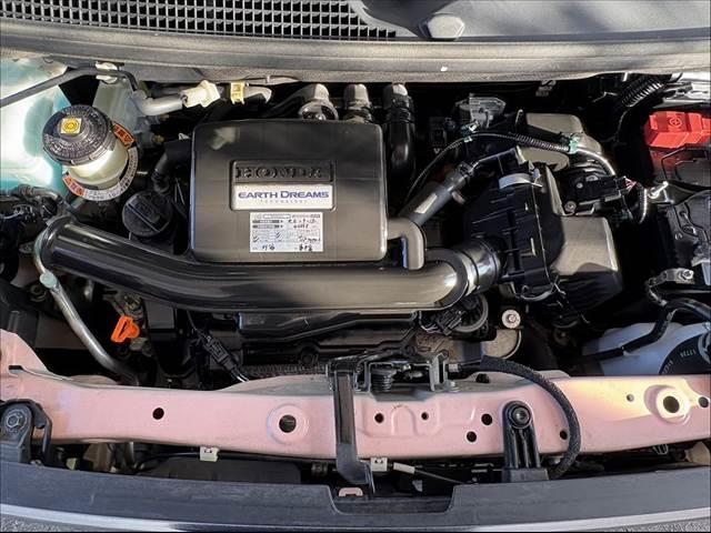 N-BOX G・EXホンダセンシング 禁煙 両側電動スライドドア クルコン LEDヘッドライト オートライト Bカメラ ステリモ ディスプレイオーディオ Pスタート スマートキー DVD ETC SRSエアバッグ アクセサリーソケット(49枚目)