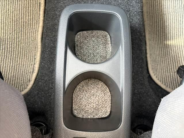 ミライース Lf SA 後期 4WD オーディオ CD キーレス エコアイドル ヘッドライトレベライザー キーレス アームレスト フロアマット サイドバイザー アクセサリーソケット Pウィンドウ Pガラス UVカットガラス(24枚目)