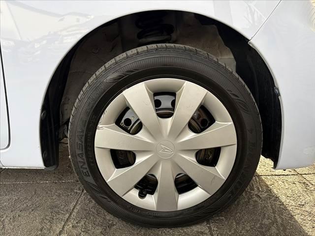 ミライース Lf SA 後期 4WD オーディオ CD キーレス エコアイドル ヘッドライトレベライザー キーレス アームレスト フロアマット サイドバイザー アクセサリーソケット Pウィンドウ Pガラス UVカットガラス(41枚目)