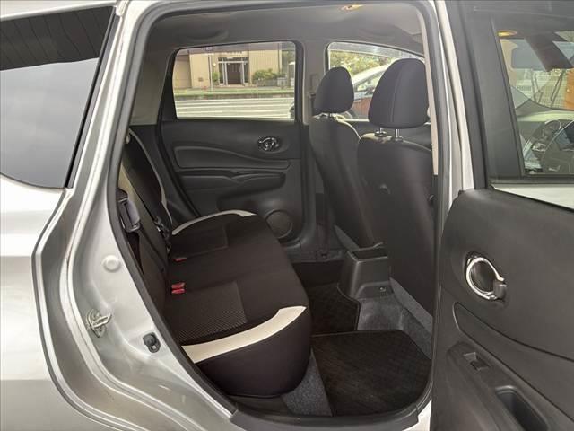 ノート e-パワー B 車検整備付 後期 禁煙 インテリミラー 全方位 ETC スマートキー CDチューナー Aライト チルトステア シートリフター 電格ミラー Pガラス Aエアコン エマブレ 横滑り防止 クリソナ(16枚目)