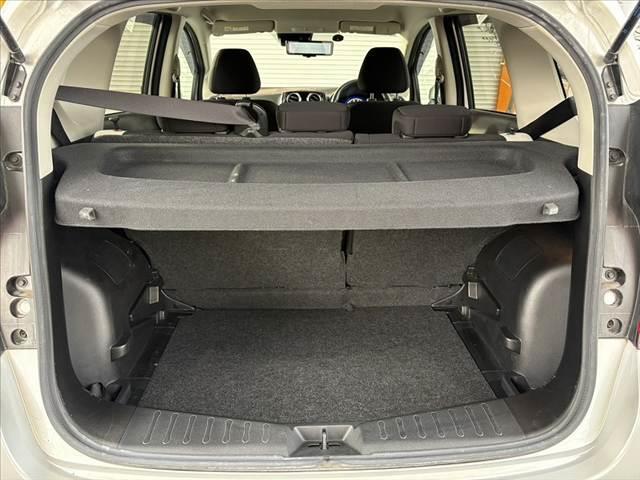 ノート e-パワー B 車検整備付 後期 禁煙 インテリミラー 全方位 ETC スマートキー CDチューナー Aライト チルトステア シートリフター 電格ミラー Pガラス Aエアコン エマブレ 横滑り防止 クリソナ(19枚目)