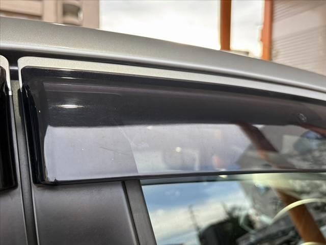 ノート e-パワー B 車検整備付 後期 禁煙 インテリミラー 全方位 ETC スマートキー CDチューナー Aライト チルトステア シートリフター 電格ミラー Pガラス Aエアコン エマブレ 横滑り防止 クリソナ(31枚目)