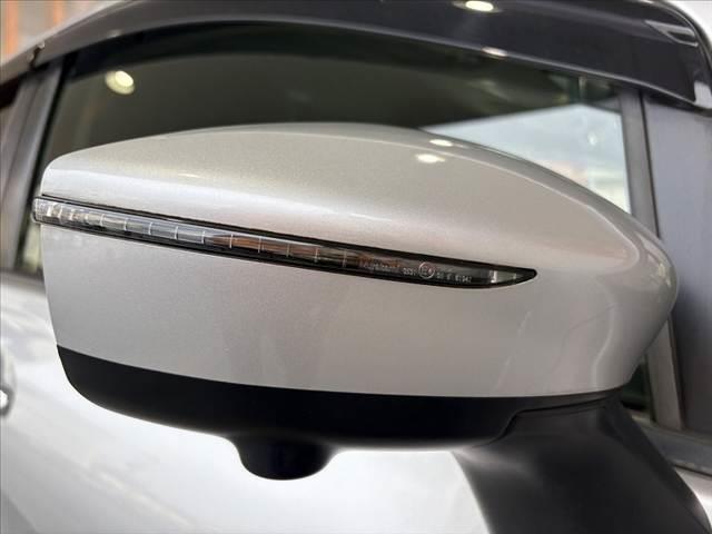 ノート e-パワー B 車検整備付 後期 禁煙 インテリミラー 全方位 ETC スマートキー CDチューナー Aライト チルトステア シートリフター 電格ミラー Pガラス Aエアコン エマブレ 横滑り防止 クリソナ(33枚目)