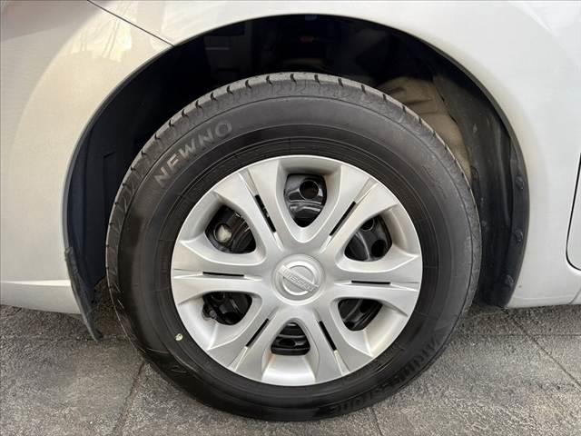 ノート e-パワー B 車検整備付 後期 禁煙 インテリミラー 全方位 ETC スマートキー CDチューナー Aライト チルトステア シートリフター 電格ミラー Pガラス Aエアコン エマブレ 横滑り防止 クリソナ(41枚目)