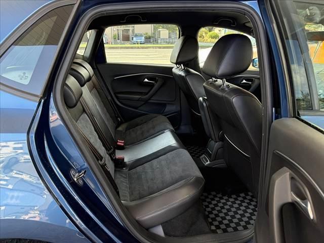 ポロ ブルーGT 車検整備付 後期 禁煙 ナビ 地デジ バックカメラ ETC DVD クルコン Aライト Aストップ キーレス スペアキー 革巻きステアリング SRSエアバッグ アクセサリーソケット バニティミラー(17枚目)