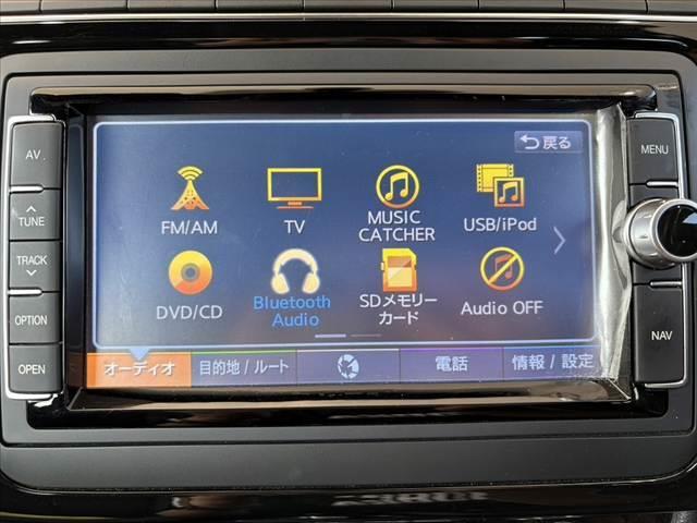 ポロ ブルーGT 車検整備付 後期 禁煙 ナビ 地デジ バックカメラ ETC DVD クルコン Aライト Aストップ キーレス スペアキー 革巻きステアリング SRSエアバッグ アクセサリーソケット バニティミラー(22枚目)