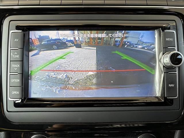 ポロ ブルーGT 車検整備付 後期 禁煙 ナビ 地デジ バックカメラ ETC DVD クルコン Aライト Aストップ キーレス スペアキー 革巻きステアリング SRSエアバッグ アクセサリーソケット バニティミラー(23枚目)