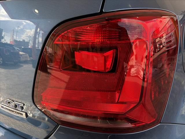 ポロ ブルーGT 車検整備付 後期 禁煙 ナビ 地デジ バックカメラ ETC DVD クルコン Aライト Aストップ キーレス スペアキー 革巻きステアリング SRSエアバッグ アクセサリーソケット バニティミラー(42枚目)