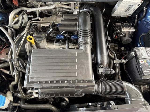 ポロ ブルーGT 車検整備付 後期 禁煙 ナビ 地デジ バックカメラ ETC DVD クルコン Aライト Aストップ キーレス スペアキー 革巻きステアリング SRSエアバッグ アクセサリーソケット バニティミラー(50枚目)