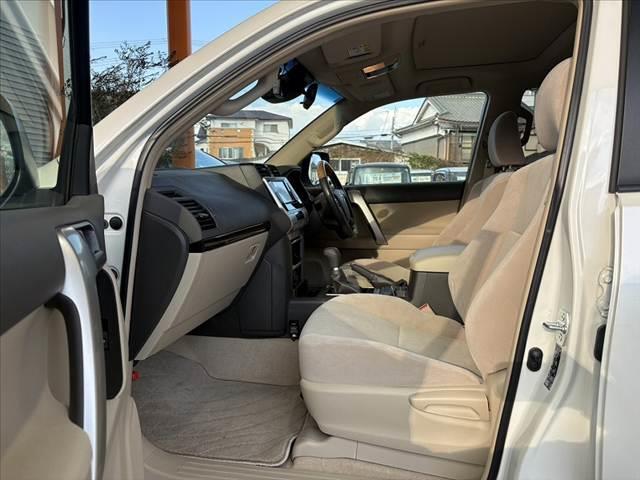 ランドクルーザープラド TX 後期 モデリスタエアロ ムーンルーフ オプション19インチAW 純正9型ナビ フルセグ ルーフレール 後席モニター コーナーセンサー セーフティセンス 快適温熱シート 革シート Dインナーミラー(18枚目)