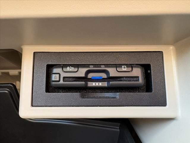 ランドクルーザープラド TX 後期 モデリスタエアロ ムーンルーフ オプション19インチAW 純正9型ナビ フルセグ ルーフレール 後席モニター コーナーセンサー セーフティセンス 快適温熱シート 革シート Dインナーミラー(36枚目)