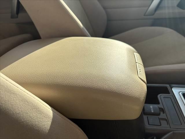 ランドクルーザープラド TX 後期 モデリスタエアロ ムーンルーフ オプション19インチAW 純正9型ナビ フルセグ ルーフレール 後席モニター コーナーセンサー セーフティセンス 快適温熱シート 革シート Dインナーミラー(39枚目)