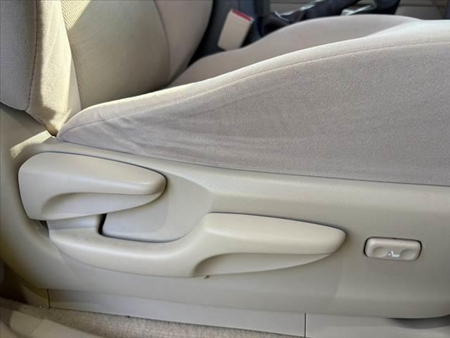 ランドクルーザープラド TX 後期 モデリスタエアロ ムーンルーフ オプション19インチAW 純正9型ナビ フルセグ ルーフレール 後席モニター コーナーセンサー セーフティセンス 快適温熱シート 革シート Dインナーミラー(40枚目)