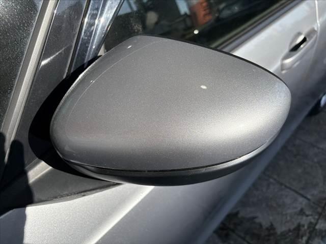 フィット ｅ：ＨＥＶベーシック　車検整備付　禁煙車　ホンダセンシング　Ｐスタート　ＬＥＤヘッド　スマートキー　クルコン　オートライト　電動パーキングブレーキ　ＥＴＣ　ＣＤオーディオ　コーナーセンサー　衝突軽減ブレーキ　フロアマット（34枚目）