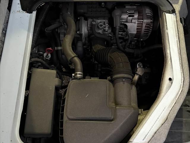 ＮＶ１００クリッパーバン ＤＸ　ＧＬセーフティパッケージ　禁煙車　ナビ　ＥＴＣ　リモコンキー　衝突軽減ブレーキ　踏み間違い防止　車線逸脱警報　パワステ　パワーウィンドウ　コーナーセンサー　Ａライト　横滑り防止　プライバシーガラス　電格ミラー　エアバック（43枚目）