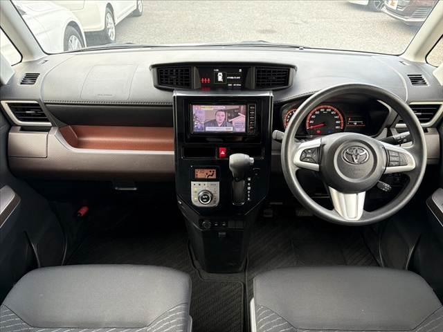 タンク Ｇ　Ｓ　車検整備付　禁煙車　ナビ　地デジ　両電スラ　バックカメラ　ステリモ　クルコン　スマアシ２　シートヒーター　Ｐスタート　スマートキー×２　ＳＲＳエアバッグ　アクセサリーソケット　ロールサンシェード（2枚目）