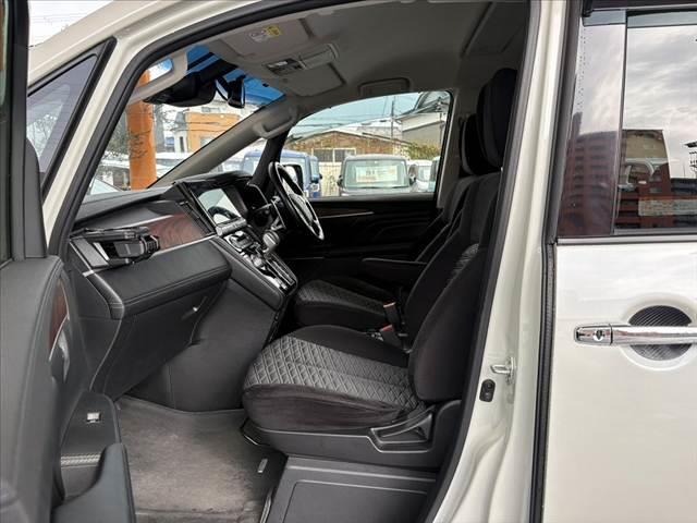 気になる車両などあれば、すぐにお問合せ下さい！グーネットお問い合わせ専用ダイヤルからお電話頂くとスタッフがご質問にお答えいたします。