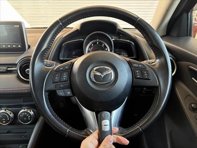 デミオ ＸＤツーリング　車検整備付　禁煙　セーフティＰＫＧ　フルセグナビ　ＥＴＣ　Ｂモニ　ＢＴ　ステリモ　スマキー　衝突軽減ブレーキ　レーンキープ　ＢＳＭ　Ａハイビーム　パドルシフト　クルコン　Ａライト　横滑り防止　ＬＥＤ（7枚目）