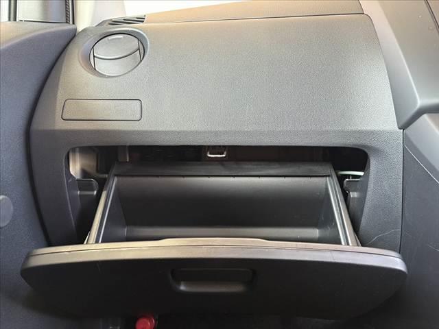 ミラ ＴＸ　車検整備付　禁煙車　後期　キーレス　ＥＴＣ　ラジオ　エアコン　ヘッドライトレベライザー　ＳＲＳエアバック　軽貨物　間欠ワイパー　セキュリティーアラーム　リアガラス熱線　最大積載量２００ＫＧマットバイザ（25枚目）