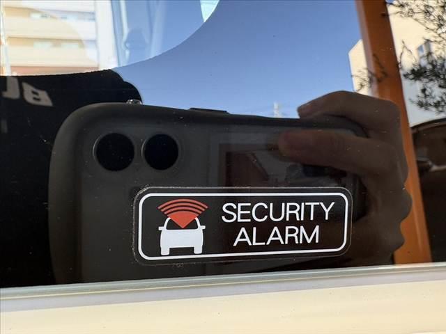 ミラ ＴＸ　車検整備付　禁煙車　後期　キーレス　ＥＴＣ　ラジオ　エアコン　ヘッドライトレベライザー　ＳＲＳエアバック　軽貨物　間欠ワイパー　セキュリティーアラーム　リアガラス熱線　最大積載量２００ＫＧマットバイザ（29枚目）