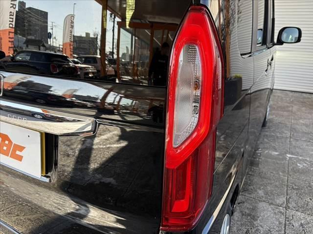 Ｎ－ＢＯＸ 　禁煙車　後期　ナビ　ＥＴＣ　ＤＶＤ　バックカメラ　ＢＴ　ステリモ　スマキーＸ２　ホンダセンシング　ＰＳ　ＰＷ　クルコン　Ａライト　横滑防止　コーナーセンサー　ＬＥＤ　電動スライド　シートバックテーブル（46枚目）