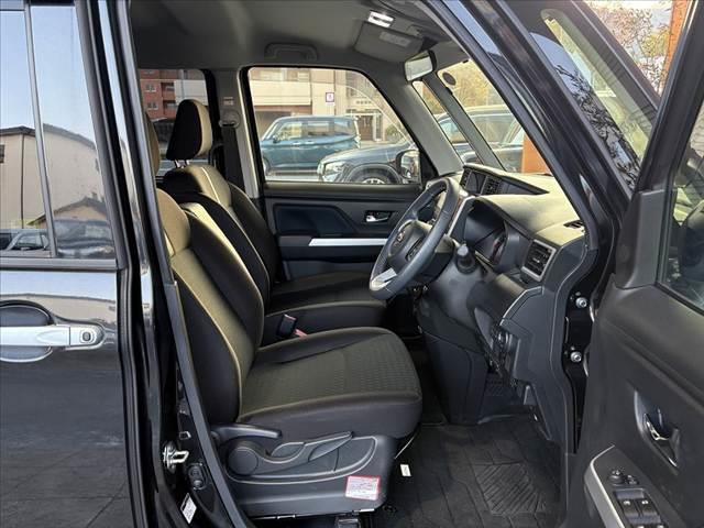 トール カスタムG ターボ 禁煙車 雹害 9型ナビ 全方位カメラ 純正15インチAW レーダークルーズ 両電スラ ETC BTステリモ スマキー シートリフト LED フォグ 衝突軽減 レーンキープ Aライト Rサンシェード(16枚目)