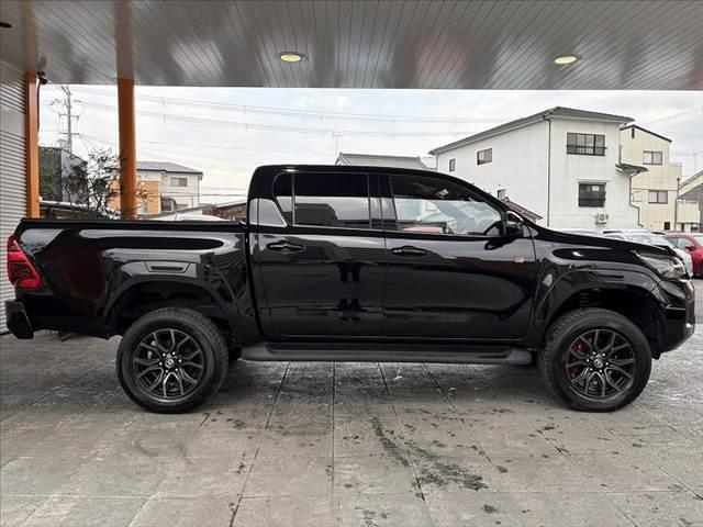 ハイラックス Z GRスポーツ 車検整備付 禁煙 後期 ベッドライナー リフトアップ トノカバー 純正8型DAナビ パノラミックモニター 純正18インチAW バグガード レーダークルーズ プリクラッシュS パワーシート ハーフレザー(12枚目)