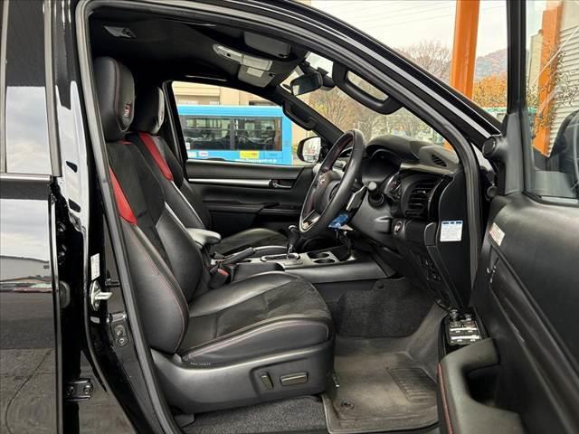 ハイラックス Z GRスポーツ 車検整備付 禁煙 後期 ベッドライナー リフトアップ トノカバー 純正8型DAナビ パノラミックモニター 純正18インチAW バグガード レーダークルーズ プリクラッシュS パワーシート ハーフレザー(16枚目)