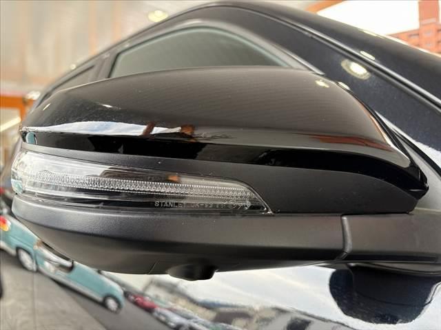 ハイラックス Z GRスポーツ 車検整備付 禁煙 後期 ベッドライナー リフトアップ トノカバー 純正8型DAナビ パノラミックモニター 純正18インチAW バグガード レーダークルーズ プリクラッシュS パワーシート ハーフレザー(37枚目)