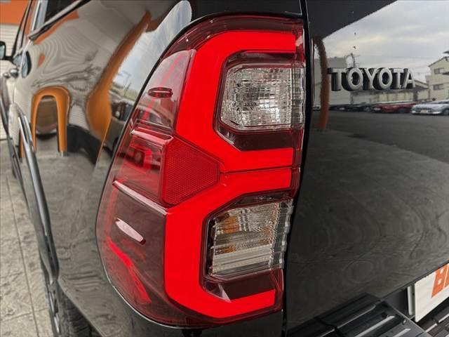 ハイラックス Z GRスポーツ 車検整備付 禁煙 後期 ベッドライナー リフトアップ トノカバー 純正8型DAナビ パノラミックモニター 純正18インチAW バグガード レーダークルーズ プリクラッシュS パワーシート ハーフレザー(41枚目)