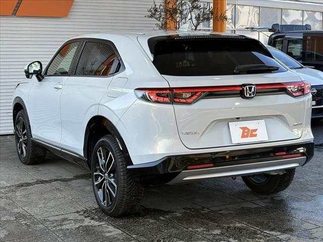 ヴェゼル e:HEV Z 車検整備付 禁煙 9型ナビ 全方位 フルセグ BT ステリモ ETC クルコン Aライト LED フォグ Pバックドア BSM コンビシート シートヒーター シーケンシャル 置充電 純正18インチAW(15枚目)