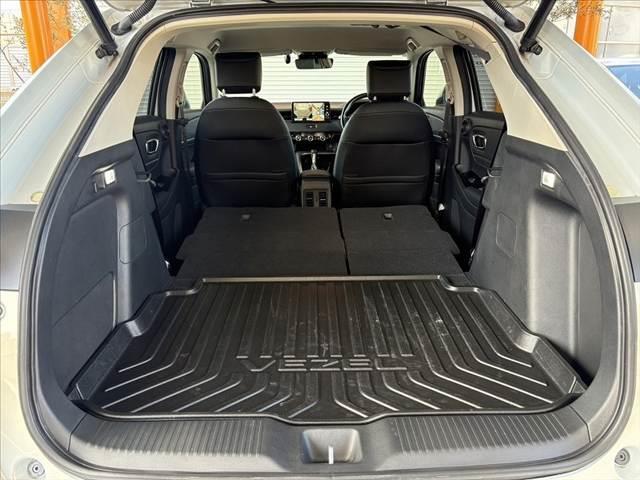 ヴェゼル e:HEV Z 車検整備付 禁煙 9型ナビ 全方位 フルセグ BT ステリモ ETC クルコン Aライト LED フォグ Pバックドア BSM コンビシート シートヒーター シーケンシャル 置充電 純正18インチAW(21枚目)