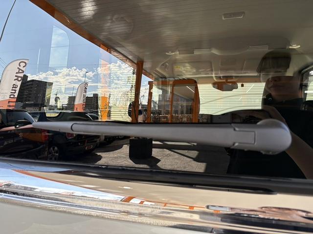 スペーシアカスタム ハイブリッドＸＳターボ　禁煙　９型ナビ　全方位　フルセグ　ツートン　ＢＴ　両電スラ　クルコン　ステリモ　ＨＵＤ　パドルシフト　Ａライト　ＬＥＤ　フォグ　オットマン　シートヒーター　ハーフレザー　マットバイザー　ステアヒーター（41枚目）