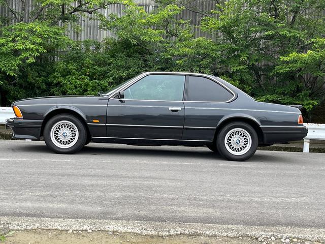 ６シリーズ ６３５ＣＳｉ　特別仕様　バッファロー本革シート　ダッシュボード割れなし（4枚目）