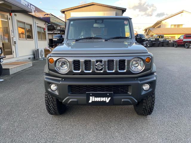 ジムニーシエラ JC 登録済未使用車 1インチリフトアップ 社外ホイール オープンカントリー 4WD スズキセーフティサポート シートヒーター クルーズコントロール オートライト エアコン パワステ スマートキー(2枚目)