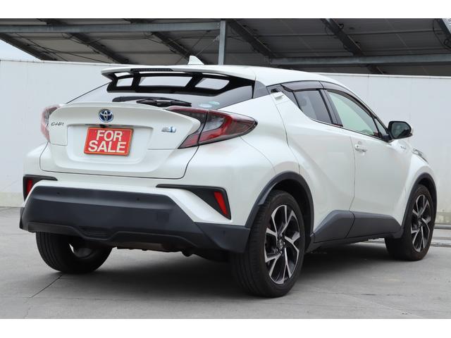 Ｃ－ＨＲ Ｇ　トヨタセーフティセンス・ブラインドスポットモニター・バックカメラ・純正メモリーナビ／フルセグＴＶ・オートエアコン・オートライト・クルーズコントロール・障害物センサー（4枚目）